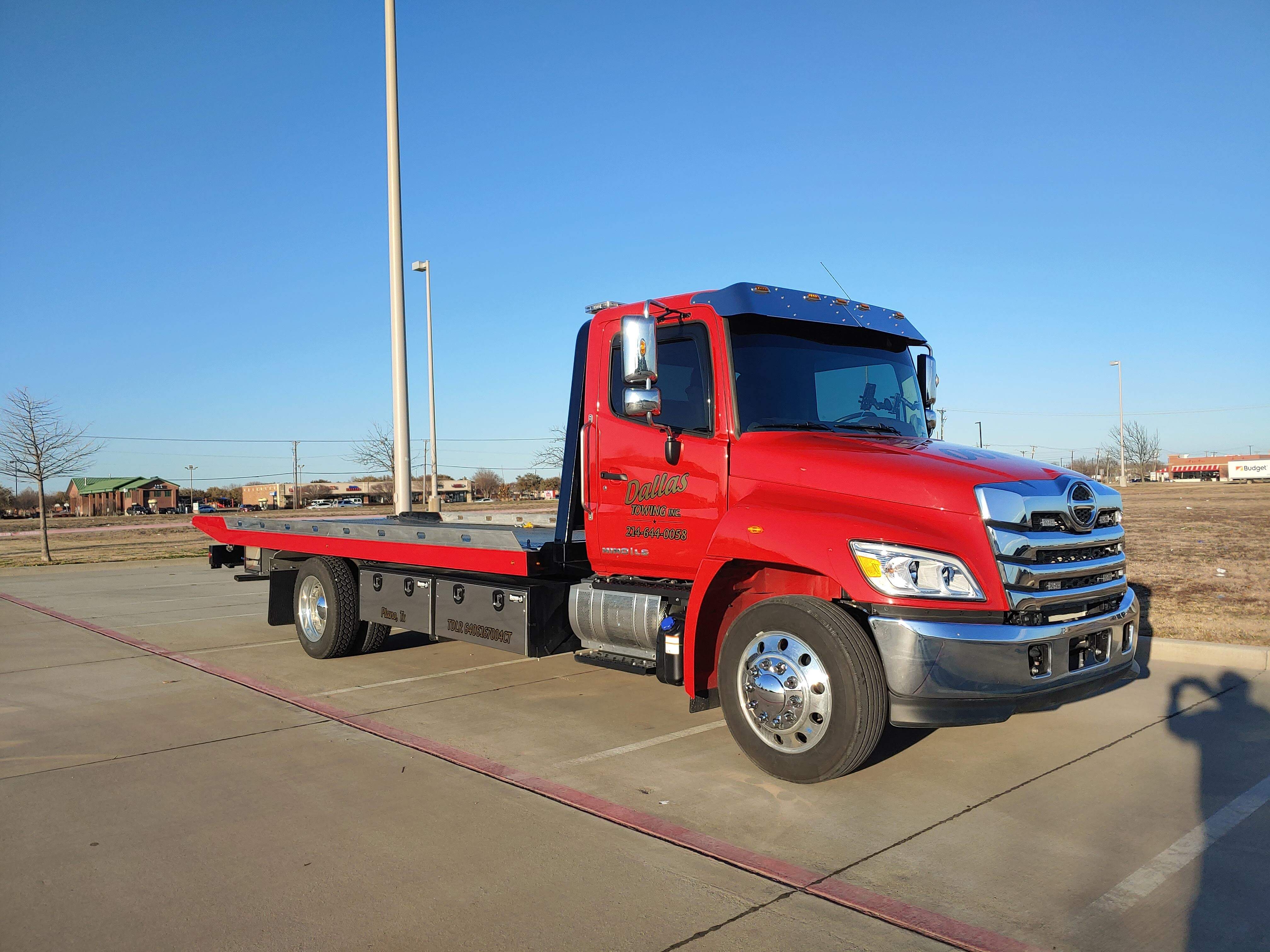 Dallas Tow Truck Service business image in Dallas, TX