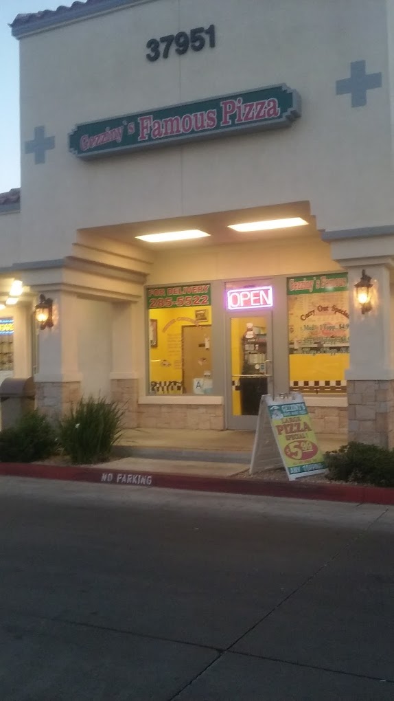 Gezziny's Famous Pizza